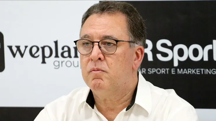 Marcelo Teixeira vem sofrendo críticas e portestos da torcida do Santos