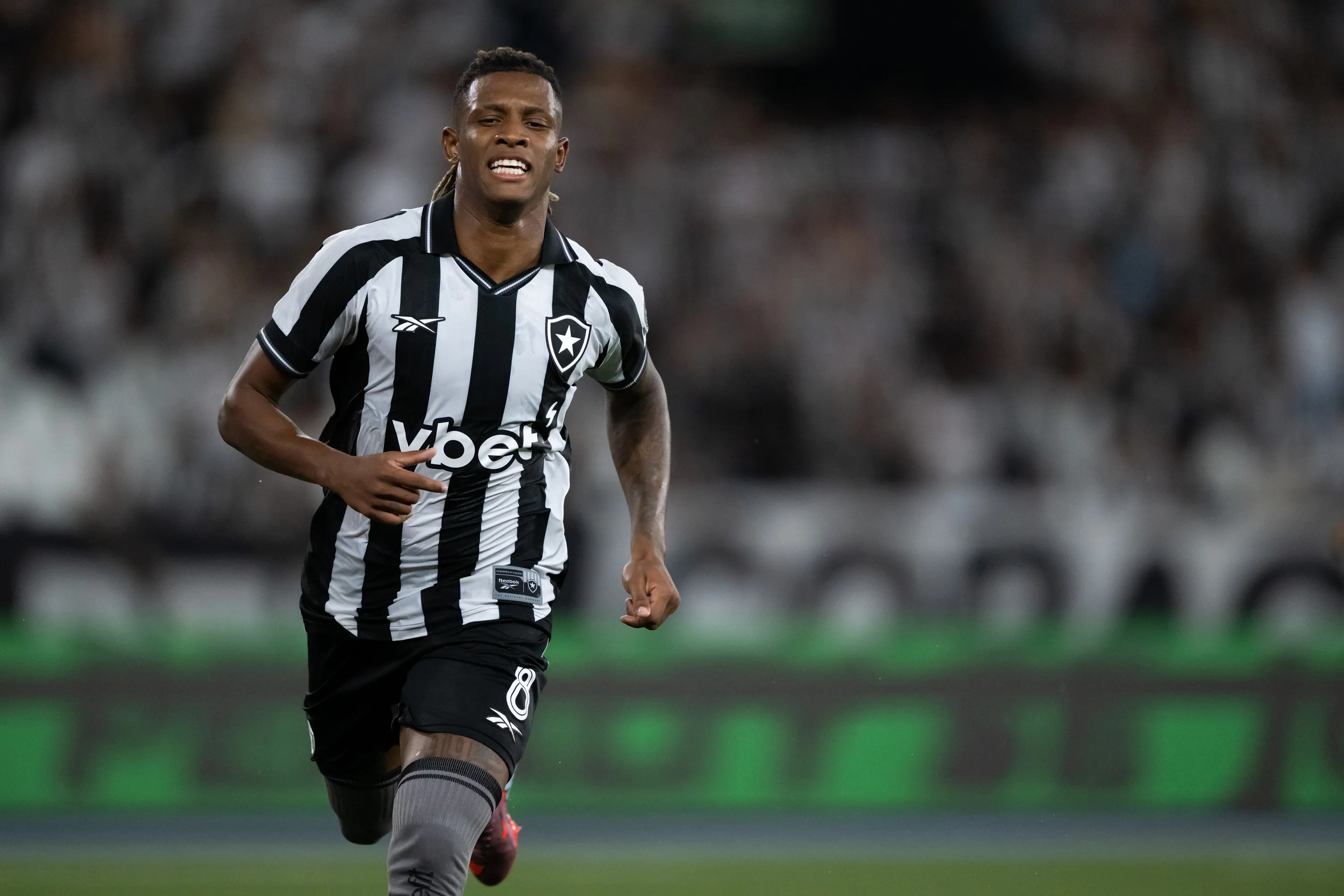Em 2025, Danilo se tornou a contratação mais cara da história do Botafogo – Foto: Jorge Rodrigues/AGIF