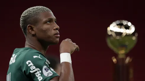 Palmeiras quer retorno de Danilo e estuda oferta oficial ao Botafogo