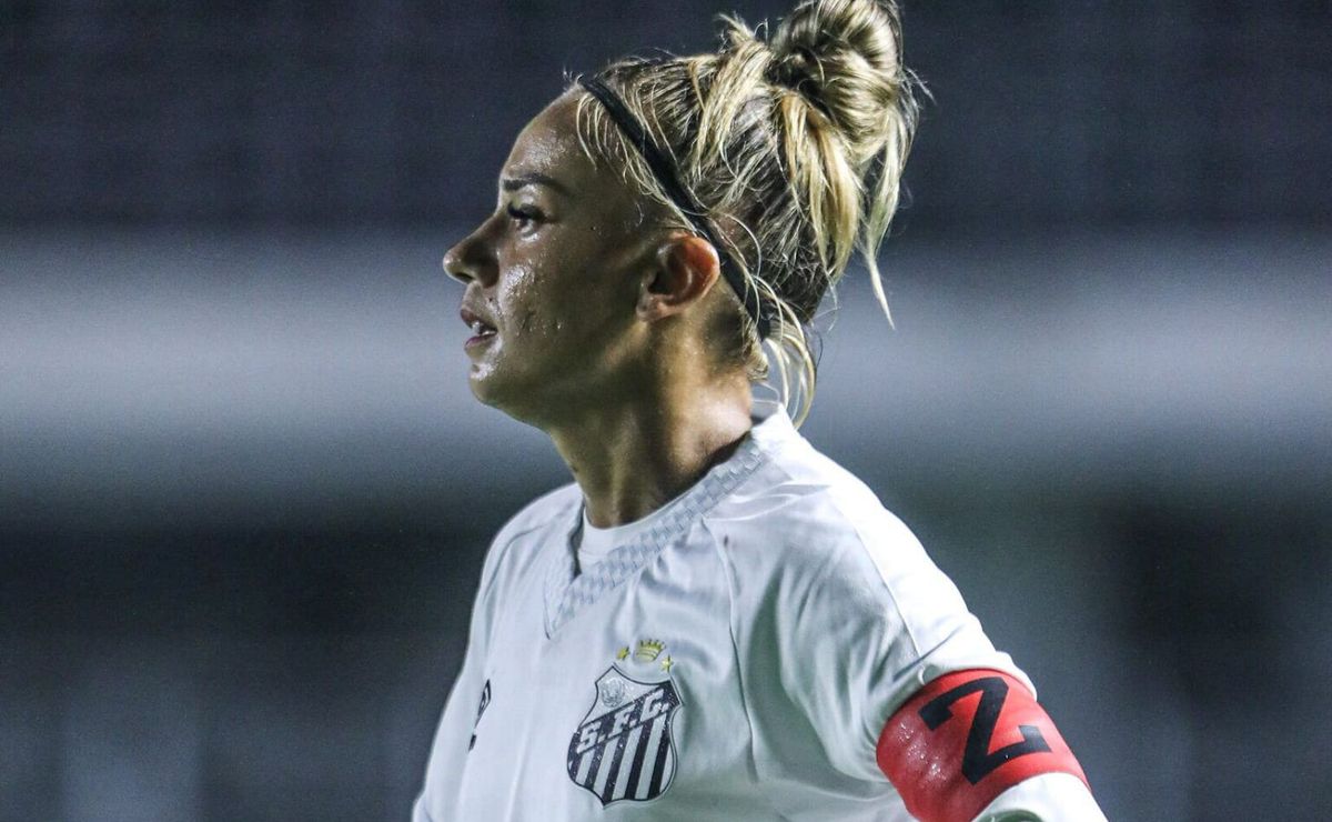 Sem Thaisinha, Santos leva 29 atletas para pré-temporada em Guararema