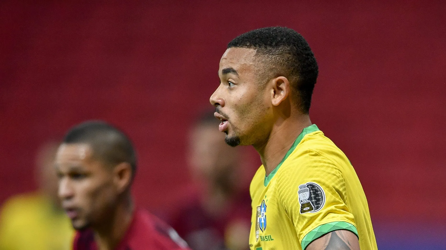 Foto: Mateus Bonomi/AGIF – Endrick e Gariel Jesus vislumbram convocação em março.