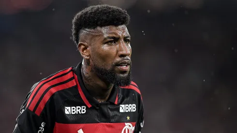 RJ – RIO DE JANEIRO – 25/01/2026 – CARIOCA 2026, FLUMINENSE X FLAMENGO – Emerson Royal jogador do Flamengo durante partida contra o Fluminense no estadio Maracana pelo campeonato Carioca 2026. Foto: Thiago Ribeiro/AGIF
