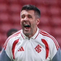 Pezzolano elogia Flamengo mas analisa empate injusto para o Internacional