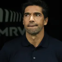 Apesar dos gols marcados, torcida critica Abel por modelo de jogo