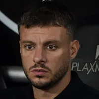 Martín Anselmí não corrige falhas, Botafogo desaba no segundo tempo é derrotado pelo Grêmio