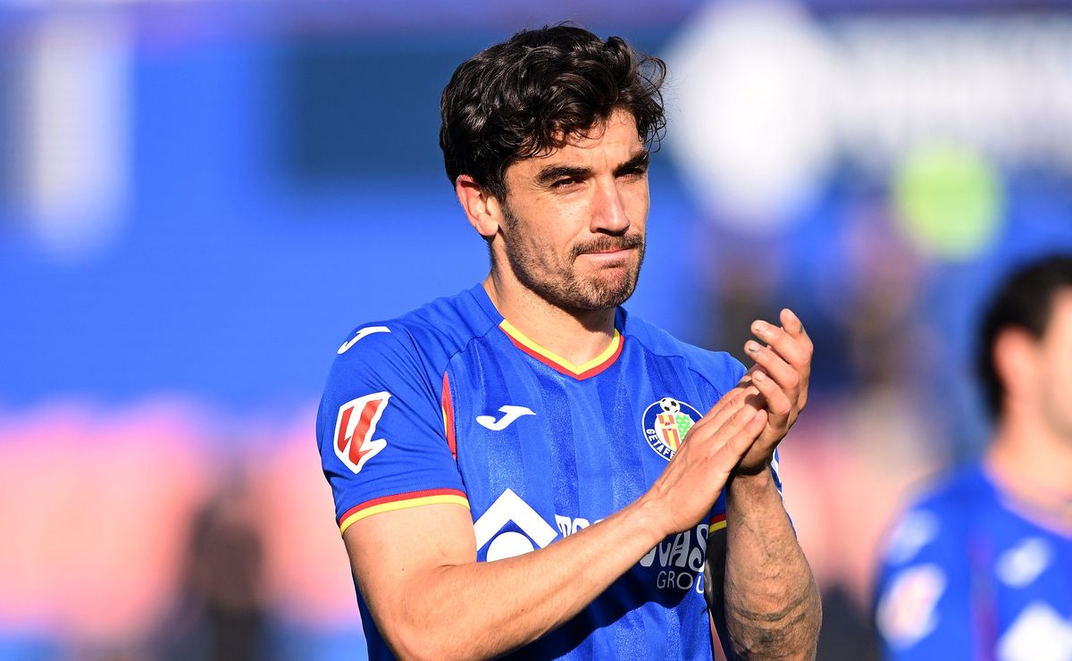 Vasco vai além de Cuiabano e inicia contatos pela contratação do volante Mauro Arambarri, do Getafe-ESP