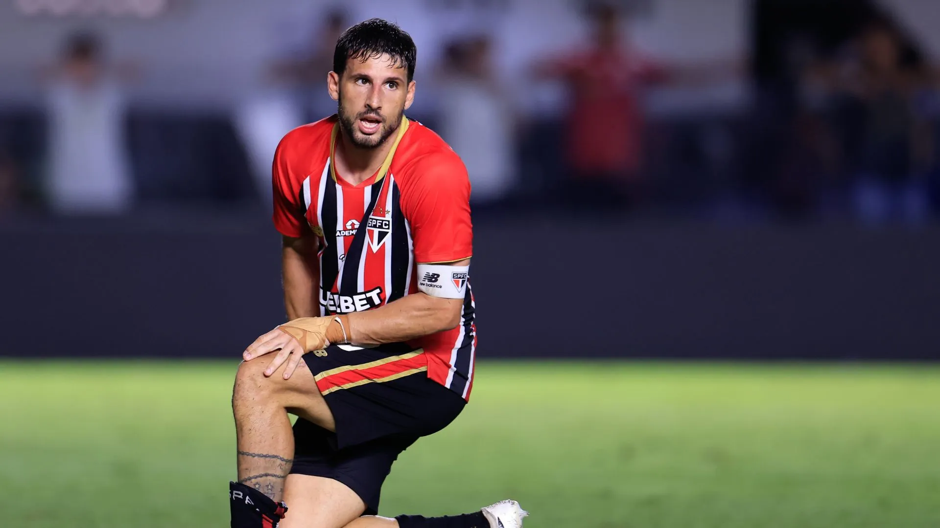 Calleri volta a decidir em clássico após dois anos e muda o peso do empate do São Paulo - Marcello ZambranaAGIF