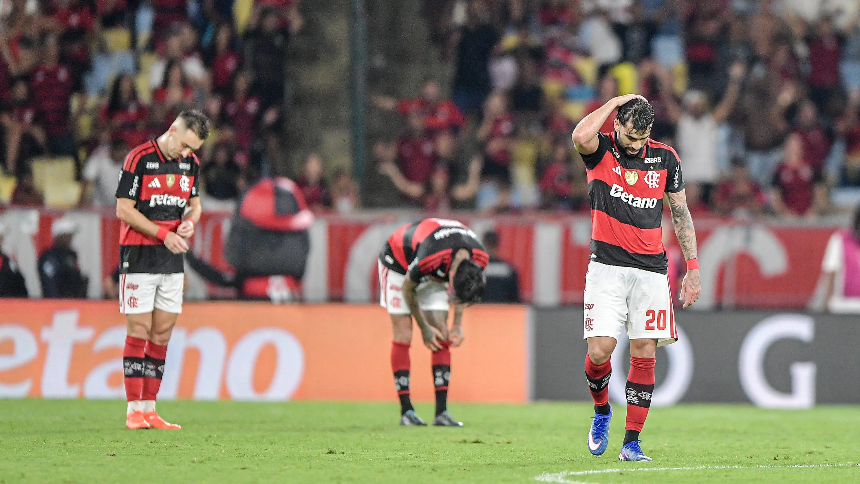 Flamengo empata com Inter. Foto: Thiago Ribeiro/AGIF