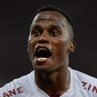 Arias não responde Palmeiras e quer voltar ao Fluminense