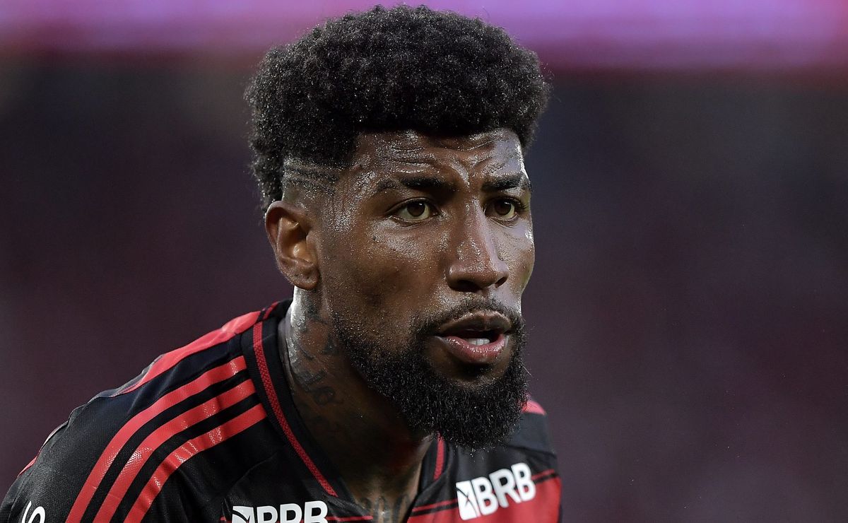 Emerson Royal vendido pelo Flamengo após críticas da torcida pode acontecer em caso de boa proposta