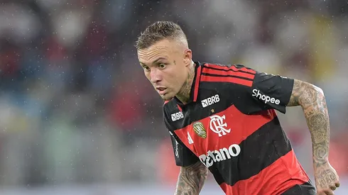 Everton Cebolinha em campo no Maracanã.
