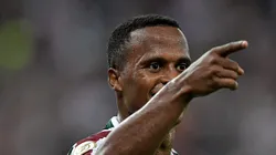 Jhon Arias acerta retorno ao Brasil.