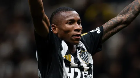 Volante tem o futuro incerto – Foto: Alessandra Torres/AGIF.