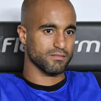 Lucas Moura anima São Paulo após assistência para Calleri