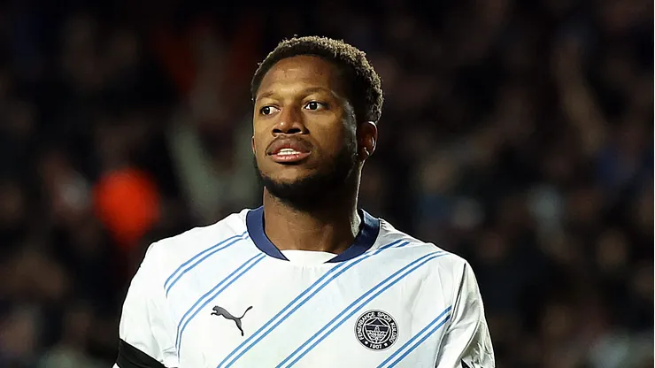 Fred, meio-campista do Fenerbahçe - Foto: Ian MacNicol/Getty Images