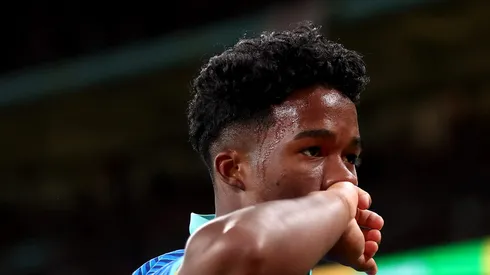 Endrick comemorando gol do Brasil.
