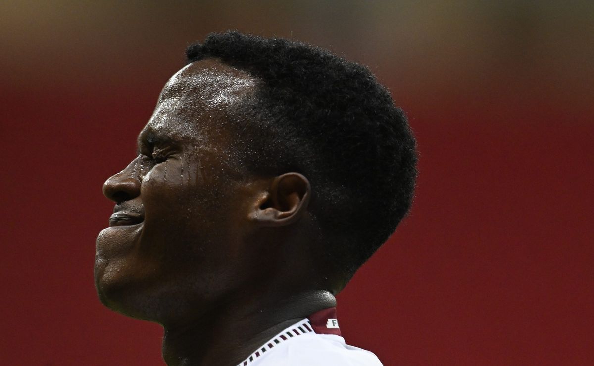 Arias chega ao Palmeiras ao priorizar profissionalismo mesmo diante da revolta no Fluminense