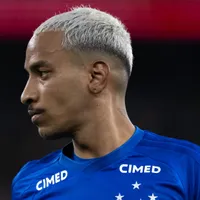 Matheus Pereira marca golaço em Cruzeiro x Coritiba