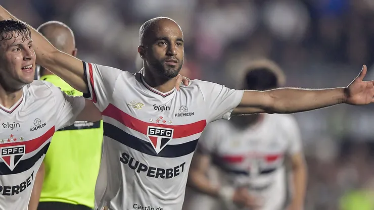 Lucas Moura encosta em números do PSG mesmo sem sequência como titular no São Paulo - Thiago RibeiroAGIF