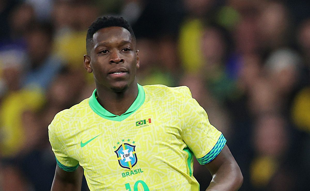 R$ 248 milhões: Flamengo aprova contratação de Luiz Henrique e BAP quer mais um atacante decisivo