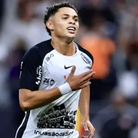 Dieguinho decide e brilha pelo Corinthians