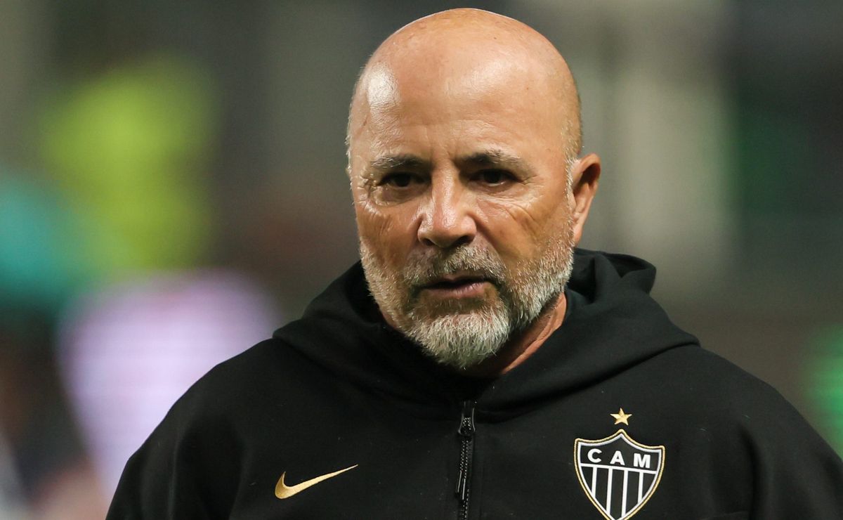 Atlético passa por cima de Sampaoli e se movimenta por retorno de Fred; volante já tem projeto do Galo