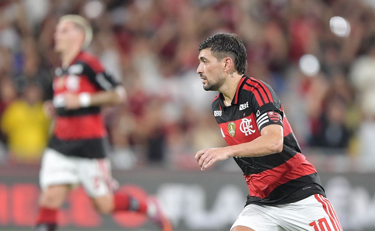 Flamengo e Palmeiras moldam a Seleção pela regularidade dos elencos, não pelo barulho do mercado