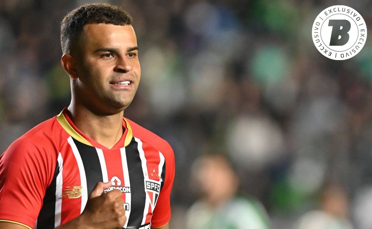 Mattos consulta Alisson e Santos acena com contrato até 2027; troca de jogadores com SPFC é possível