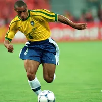 Seleção Brasileira enfrenta problema estrutural na formação dos laterais ofensivos