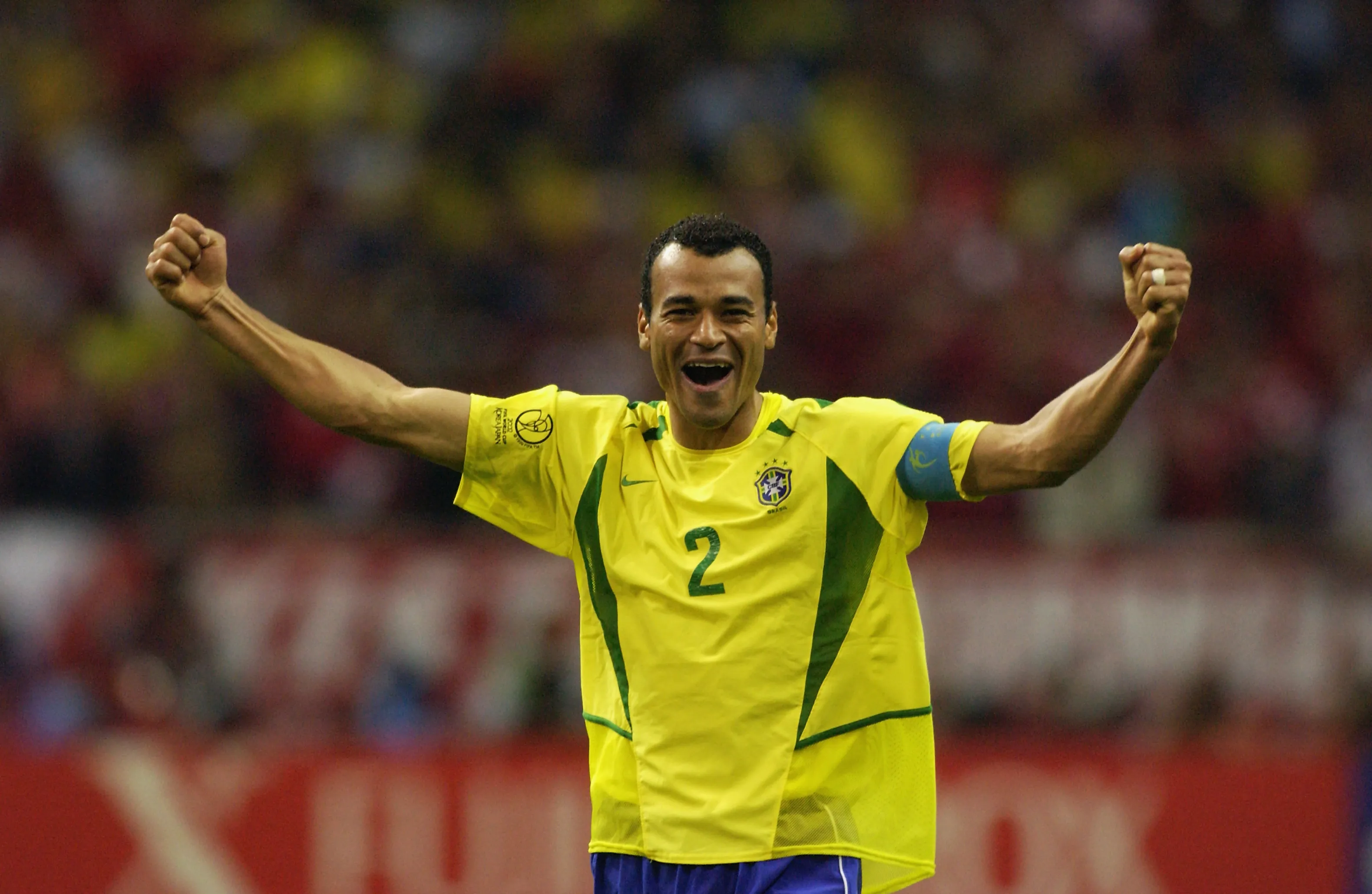 Cafu foi o capitão do penta da Seleção Brasileira, em 2002. Foto: Stu Forster/Getty Images