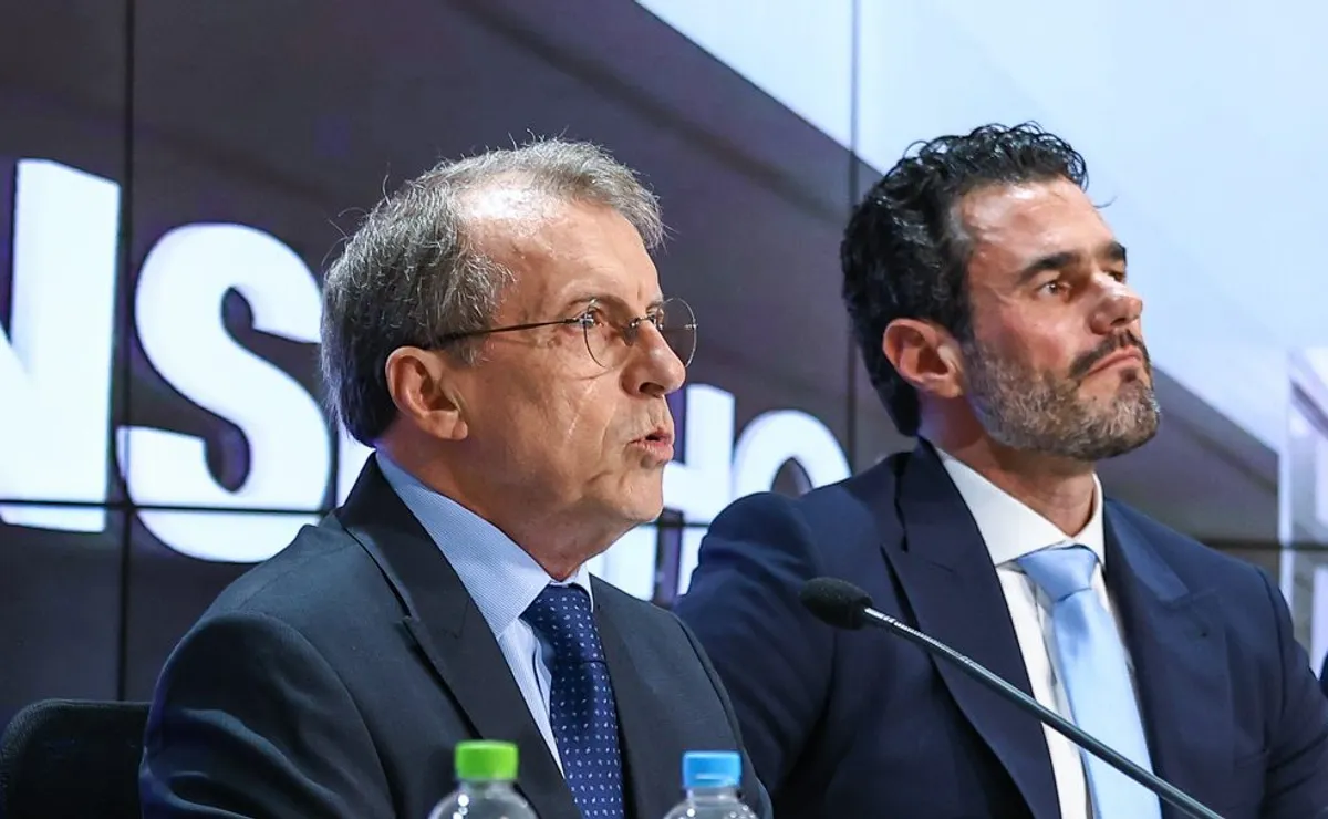 Grêmio decide negociar Cuellar e Dodi após chegada de Nardoni