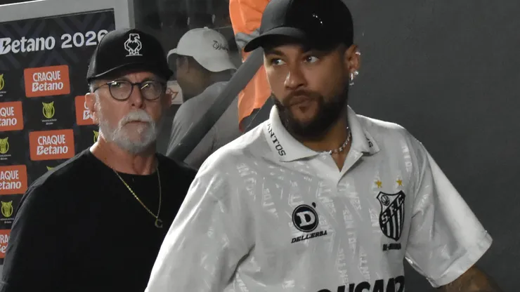 SP - SANTOS - 04/02/2026 - BRASILEIRO A 2026, SANTOS X SAO PAULO - Neymar Jr jogador do Santos durante partida contra o Sao Paulo no estadio Vila Belmiro pelo campeonato Brasileiro A 2026. Foto: Jota Erre/AGIF