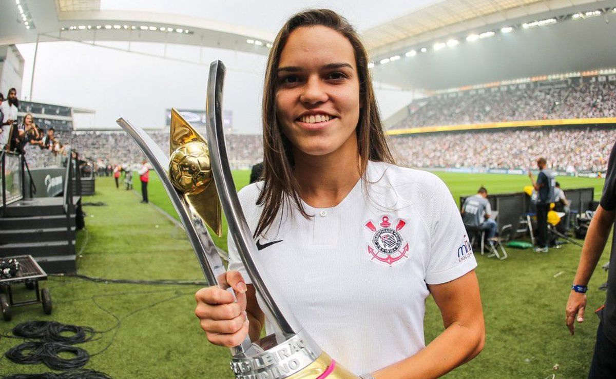 Ana Vitória projeta final intensa e admite ansiedade por primeiro Derby desde retorno ao Corinthians