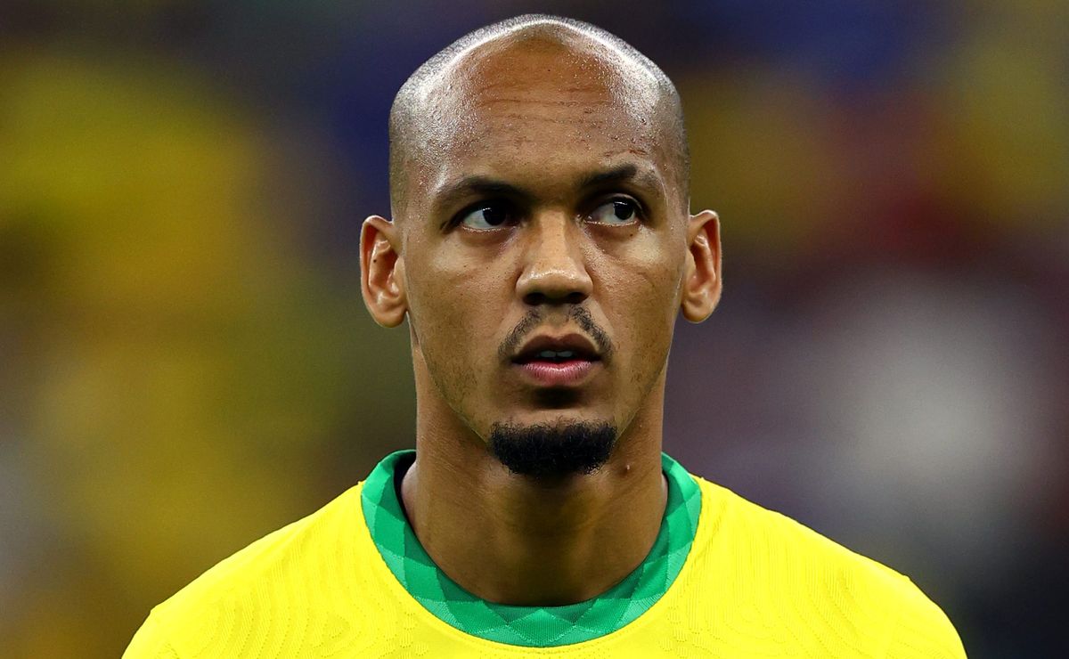 Palmeiras faz novo contato por Fabinho e oferece pré-contrato para fechar com volante