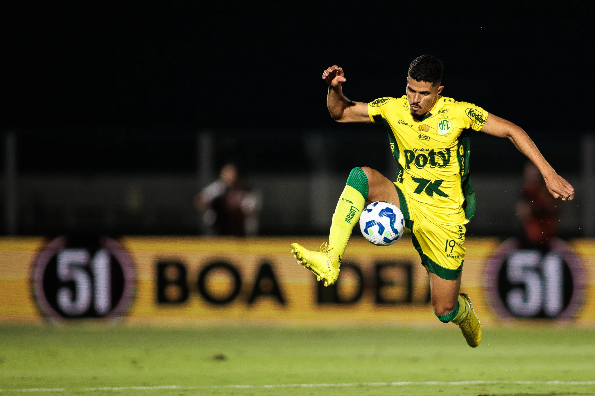 SP – MIRASSOL – 01/10/2025 – BRASILEIRO A 2025, MIRASSOL X BRAGANTINO – Lucas Ramon jogador do Mirassol durante partida contra o Bragantino no estadio Jose Maria de Campos Maia pelo campeonato Brasileiro A 2025. Foto: Vinicius Silva/AGIF