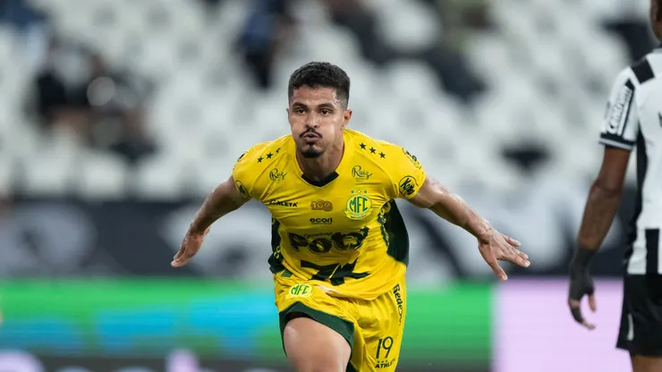 Lucas Ramon recebeu proposta de rival antes do acerto com o São Paulo - Jorge RodriguesAGIF