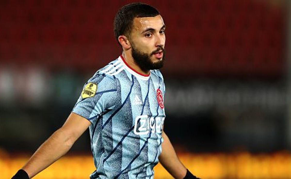 Conheça o novo reforço do Corinthians: Zakaria Labyad é amigo de Memphis Depay e ex-Ajax que já marcou contra o Flamengo