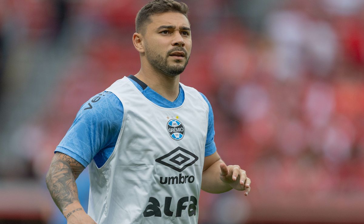 João Pedro tem lesão confirmada e vira desfalque de Luís Castro para Grêmio X Novo Hamburgo