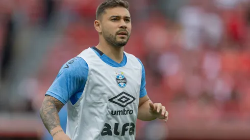 João Pedro é desfalque do Grêmio. 
