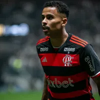 Vasco leva ‘chapéu’ do Corinthians em disputa acirrada por Allan