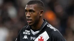 Técnico do Bournemouth dá "leve puxão de orelha" em Rayan mesmo após gol