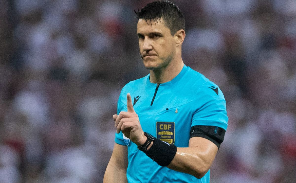 Pênalti para o Grêmio contra o Novo Hamburgo-RS divide opiniões e gera debate nas redes sociais