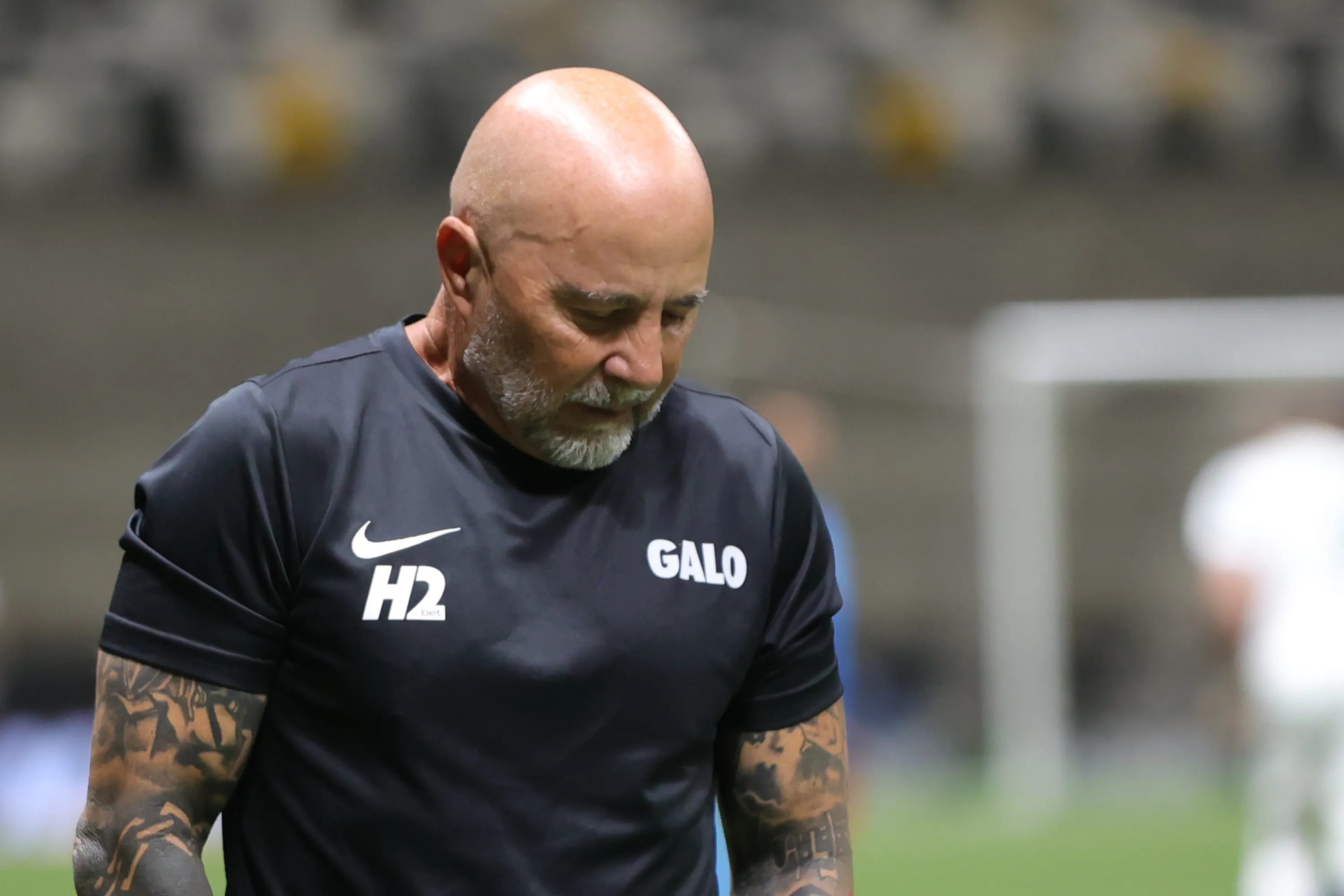 Jorge Sampaoli tecnico do Atletico durante partida contra o Palmeiras no estadio Arena MRV pelo campeonato Brasileiro A 2026. Foto: Gilson Lobo/AGIF