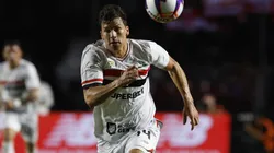 Gonzalo Tapia, atacante do São Paulo em partida pelo campeonato paulista (Foto: Rubens Chiri, Miguel Schincariol e Paulo Pinto/Saopaulofc.net)