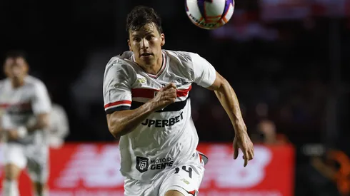 Gonzalo Tapia, atacante do São Paulo em partida pelo campeonato paulista (Foto: Rubens Chiri, Miguel Schincariol e Paulo Pinto/Saopaulofc.net)
