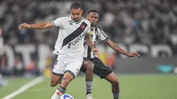Paulo Henrique jogador do Botafogo durante partida contra o Vasco. Foto: Thiago Ribeiro/AGIF