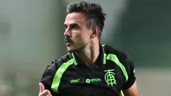 Willian Bigode poderá fazer seu primeiro jogo em 2026