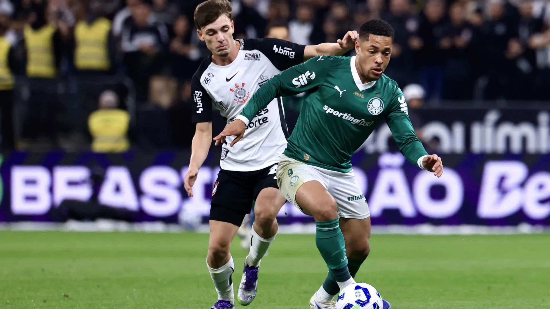 Corinthians e Palmeiras vão se enfrentar neste domingo (8) – Foto: Marcello Zambrana/AGIF