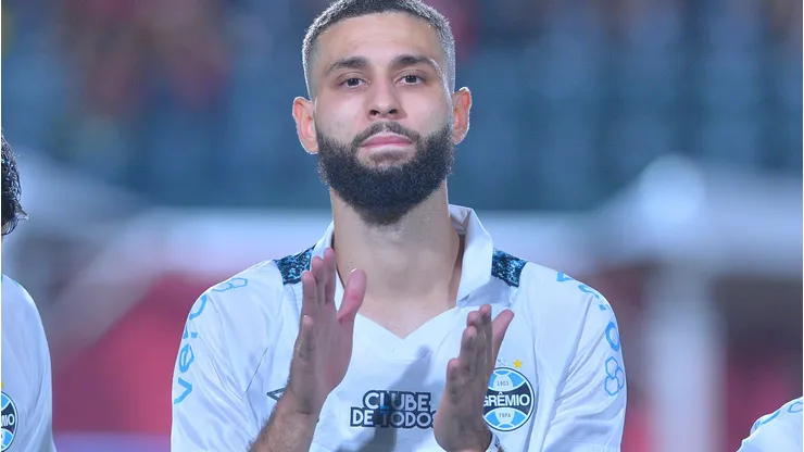 Wagner Leonardo interessa ao Palmeiras.