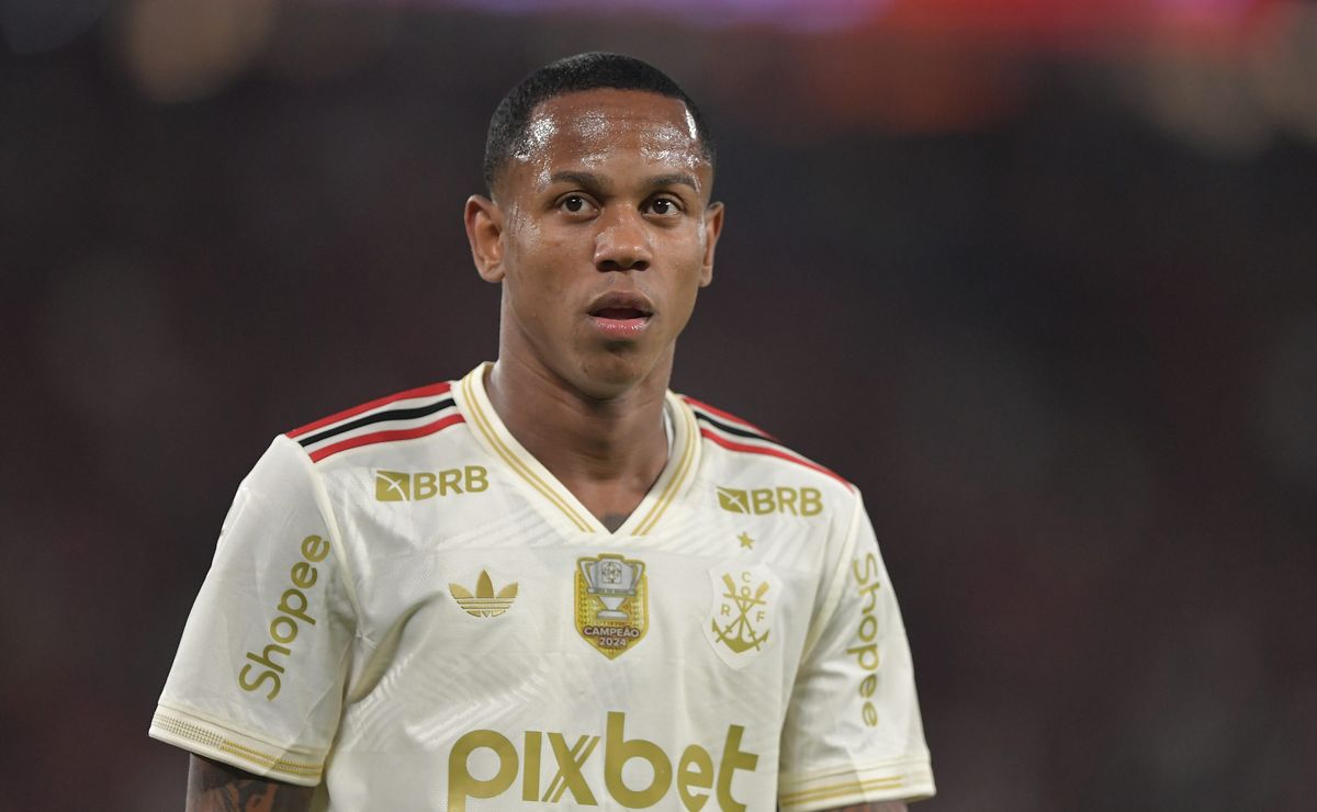 Flamengo toma decisão sobre Wallace Yan e não muda os moldes da negociação com o RB Bragantino